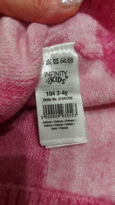 Шикарный тёплый свитер на 4 ,5 лет