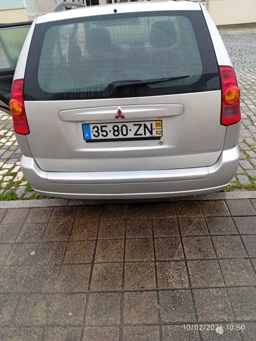 Carrinha Mitsubishi Space Cargo