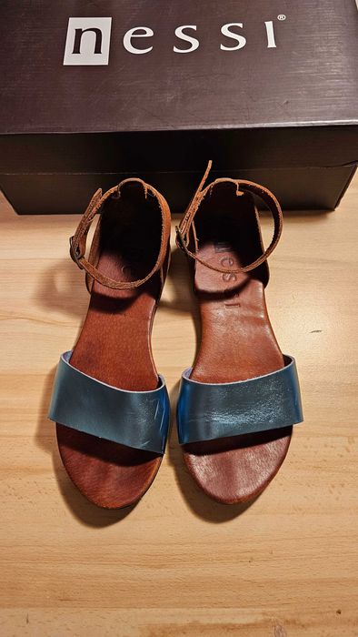 Sandały Nessi 36.