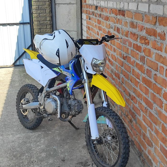 Продам питбайк Бартон СРОЧНО так как выезжаю за границу