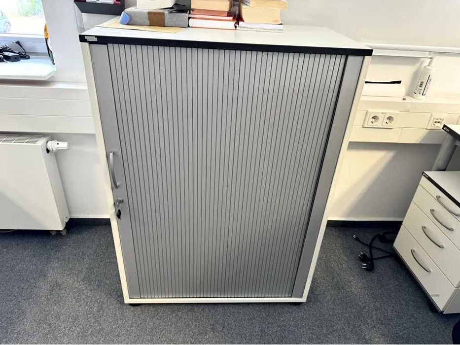 Biurko marki ASSMANN Solidne