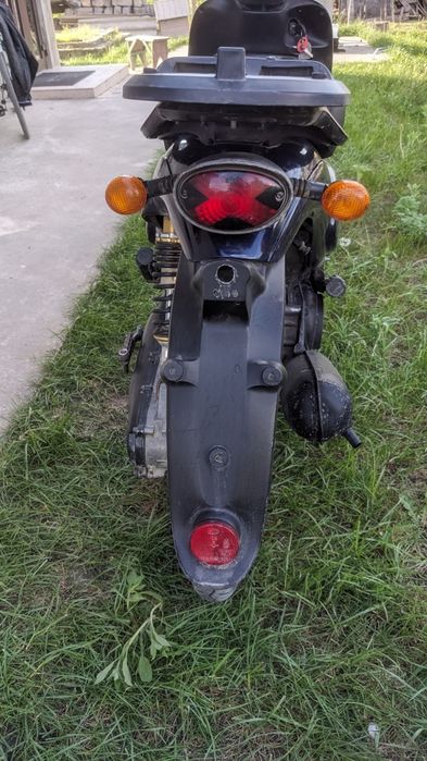 Скутер Aprilia scarabeo 2t 100