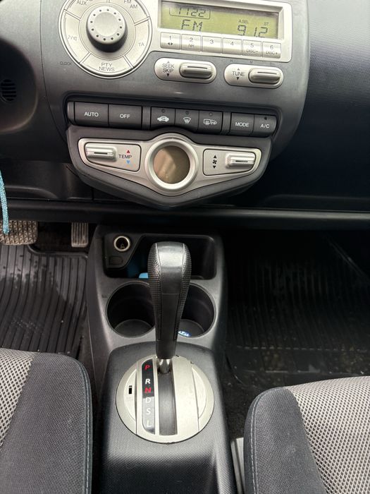 Продам Honda JAZZ 2005