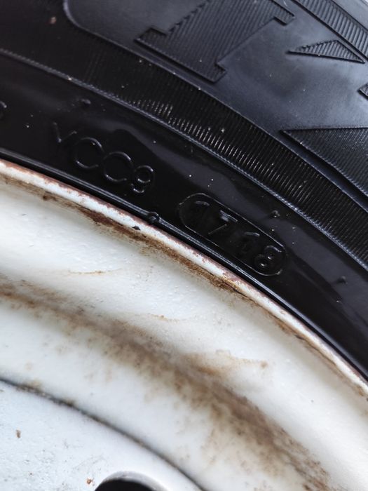 Диски з резиною ваз2121,нива 5.139.7r16