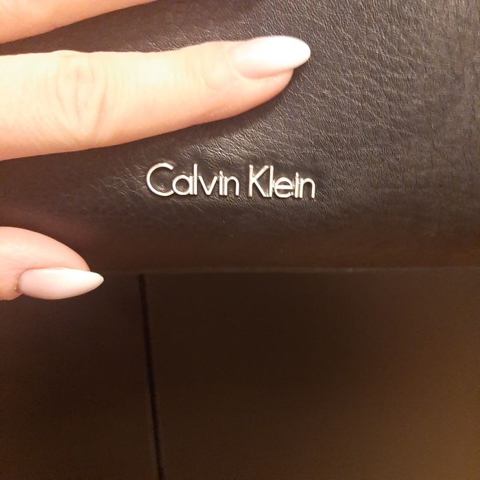 Torebka Calvin Klein - czarna.