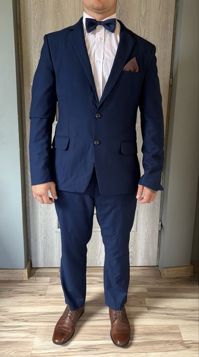 Garnitur Męski Granatowy