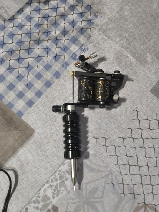 Máquina de tattoo, com calibrador