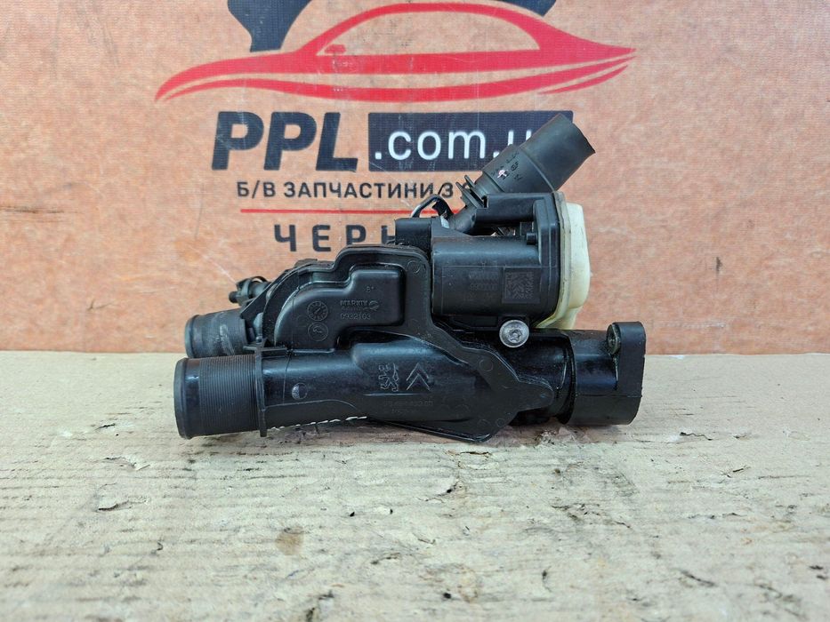 Peugeot 508 10-18 2.0 Blue HDI термостат корпус термостата 9849443980