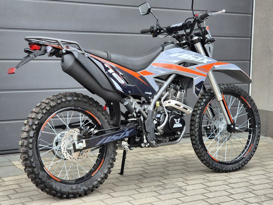Asix XB-82 150cc ! Mocny ! Światła Kierunki Licznik ! LEDY !