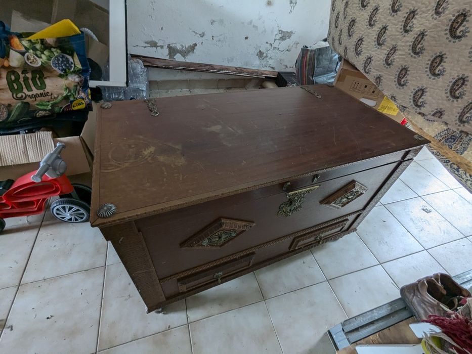 Baú em madeira 103x53cm