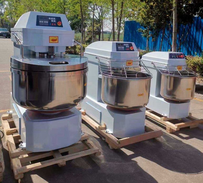 Планетарний міксер для тіста, тістоміс, збивання крему об'єм чаші 30 л