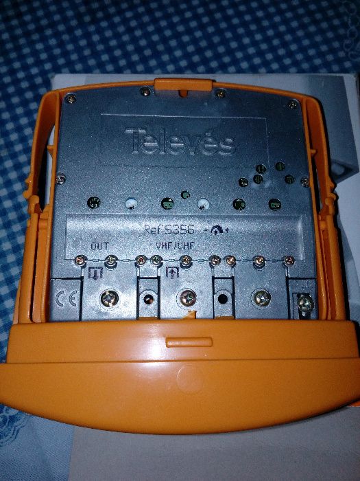 Televes Amplificador de MATV 1E/1S BI/FM/BIII/UHF - 5356