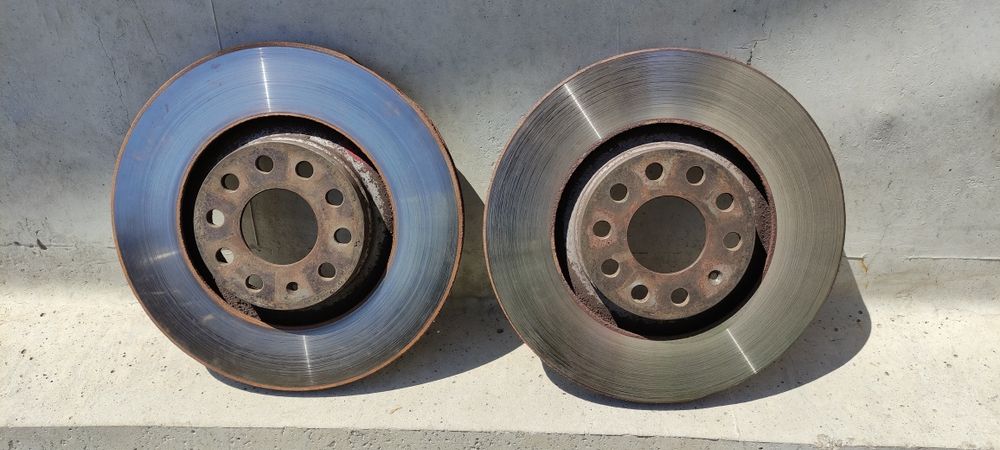 Продам тормозні диски (500грн за 2 шт.)