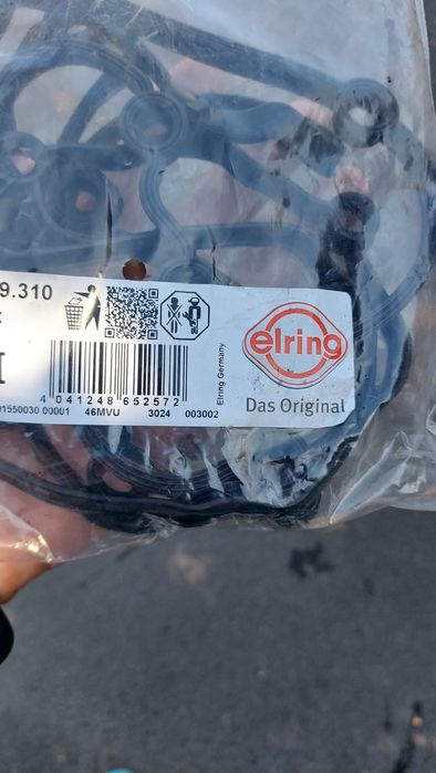 Прокладка клапанної кришки Mercedes  W212/W211/W213