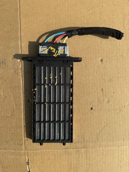 Електро отопитель нагриватель печки Kia Ceed