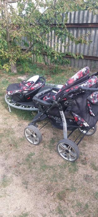 Коляска для ребенка