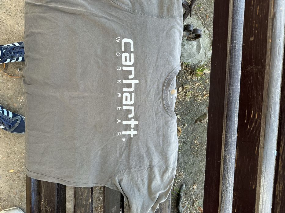 Продам футболку Carhartt
