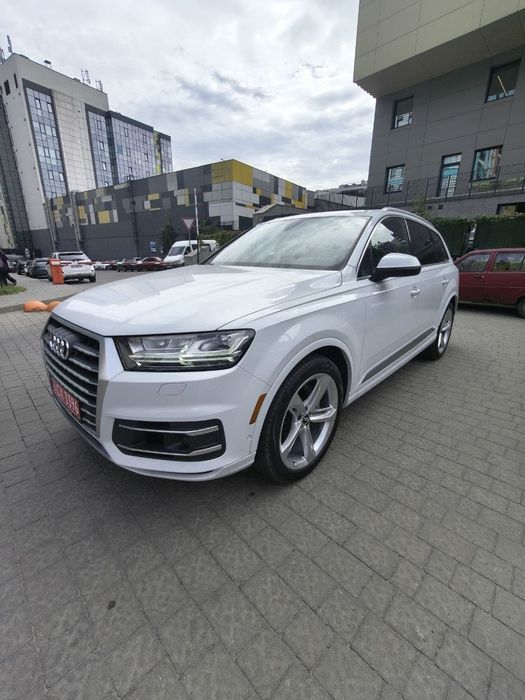 Audi Q7 2019 VIN WA1VAAF71KD034046 фото оголошення 2 з 24
