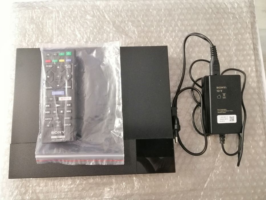 Мультимедийный плеер Sony Blu-ray.