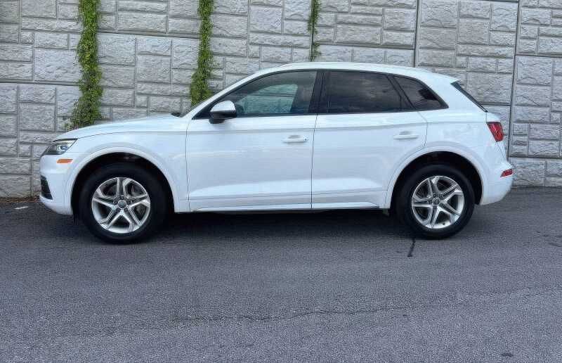 2018   Audi    Q5