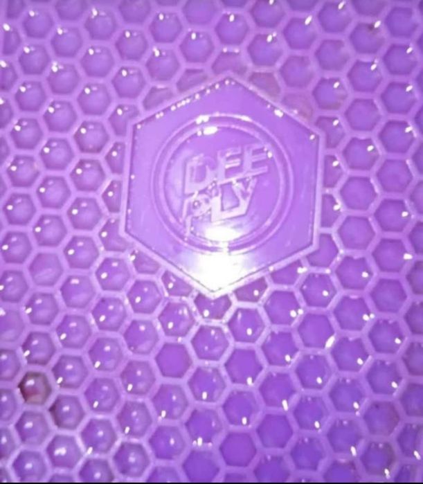 Penny board roxa e amarela