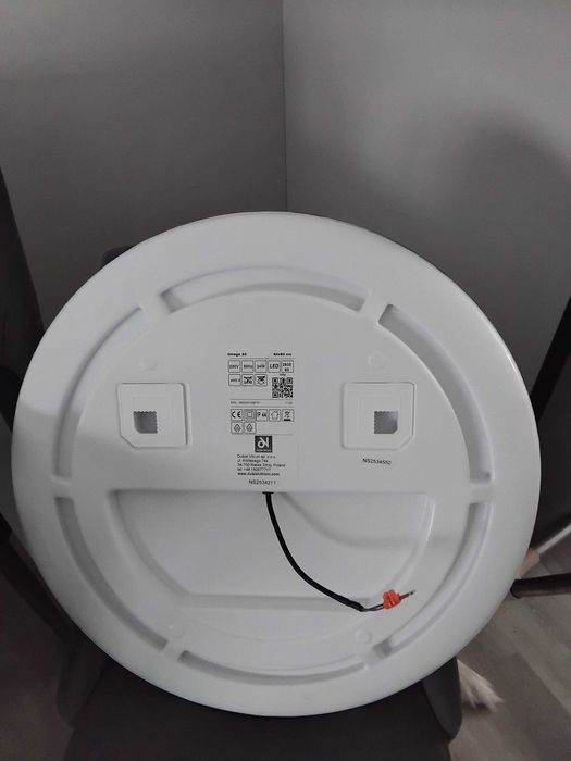 Lustro łazienkowe podswietlane