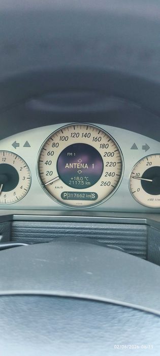 Mercedes-Benz 270 — fotografia 12