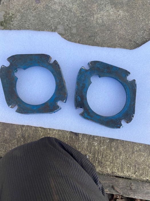 підставки під стійки