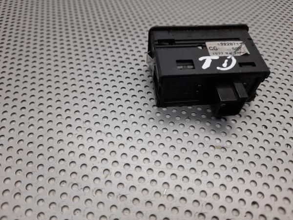 Comando / botão / interruptor vidros trás direito OPEL Astra H Hatchba