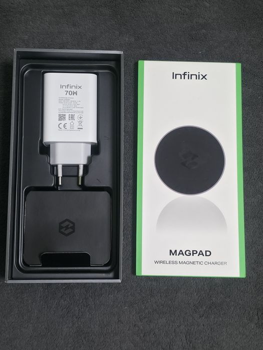 Infinix Note 40 pro 24/256 GB  70w Fast Charge