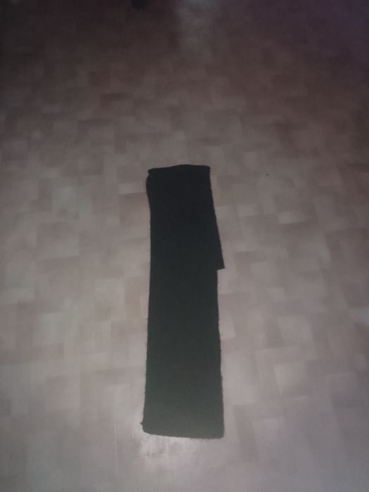 Шарф жіночий чорний на зиму