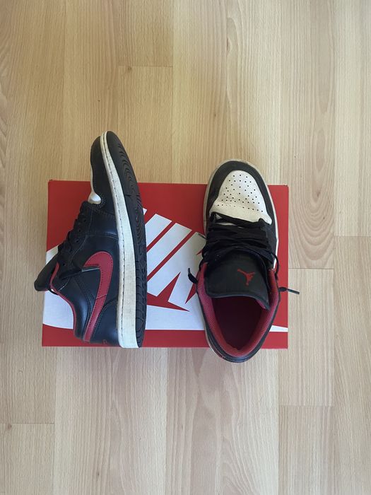jordan low red white e black