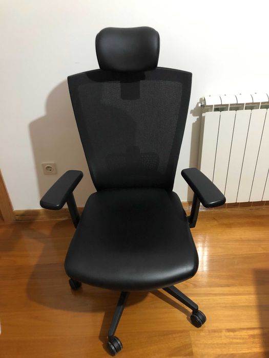 Mobiliário de escritório ou biblioteca COMO NOVO