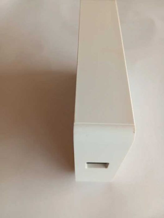 Switch de Rede TP-Link TL-SF1005D + Fonte de Alimentação + Manual