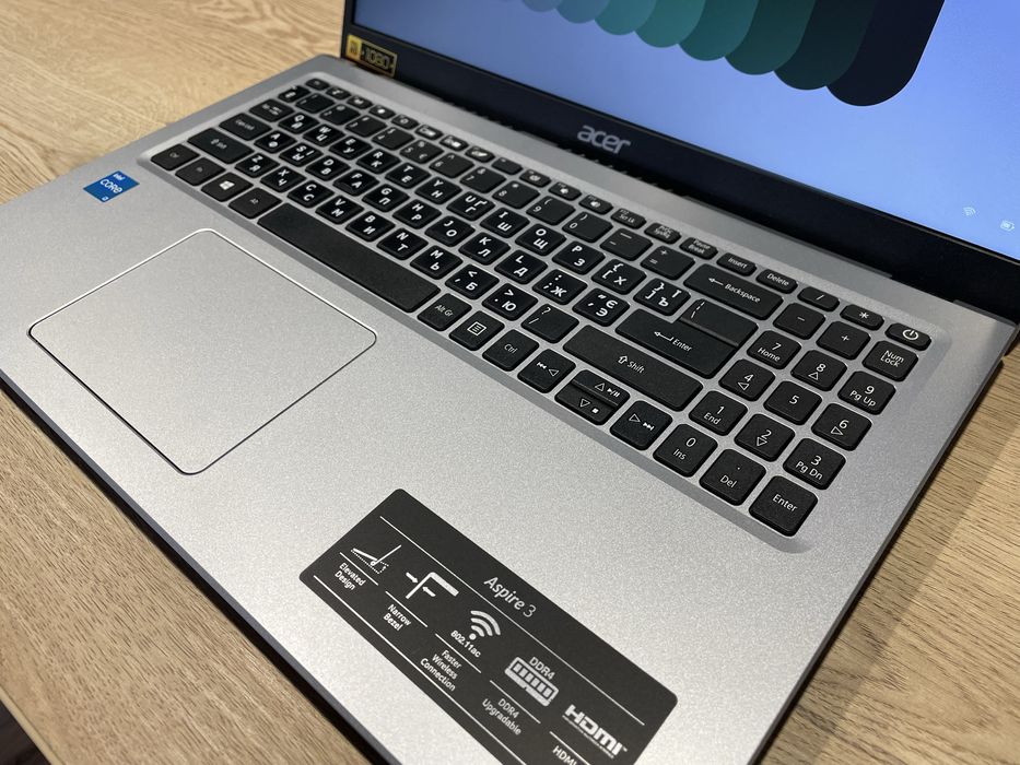 ACER ASPIRE 3 / I3 1115G4 / UHD Xe G4 / 8 RAM / 256 SSD / 15,6"