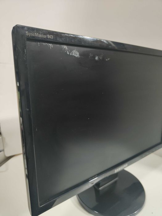 Monitor Samsung SyncMaster 943NWX, de 19''