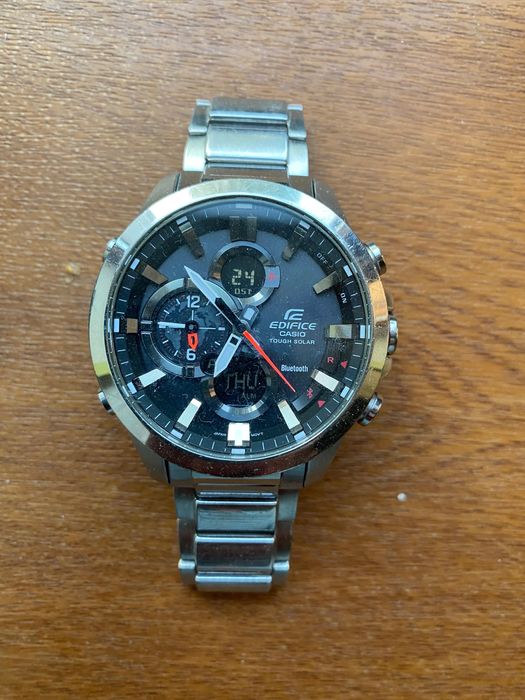 Часы Casio ECB-500