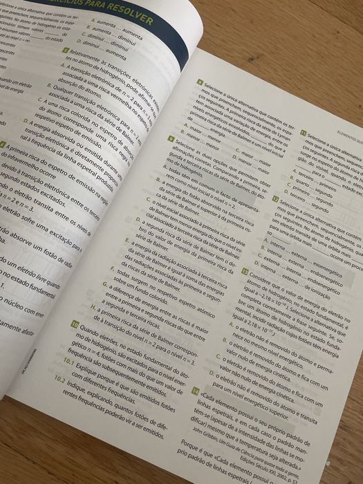 Livro de exercicios Fisica e quimica A 11.ºano