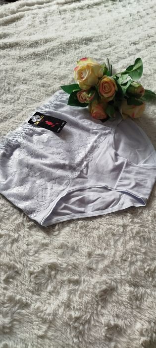 Majtki 46 białe wysoki stan