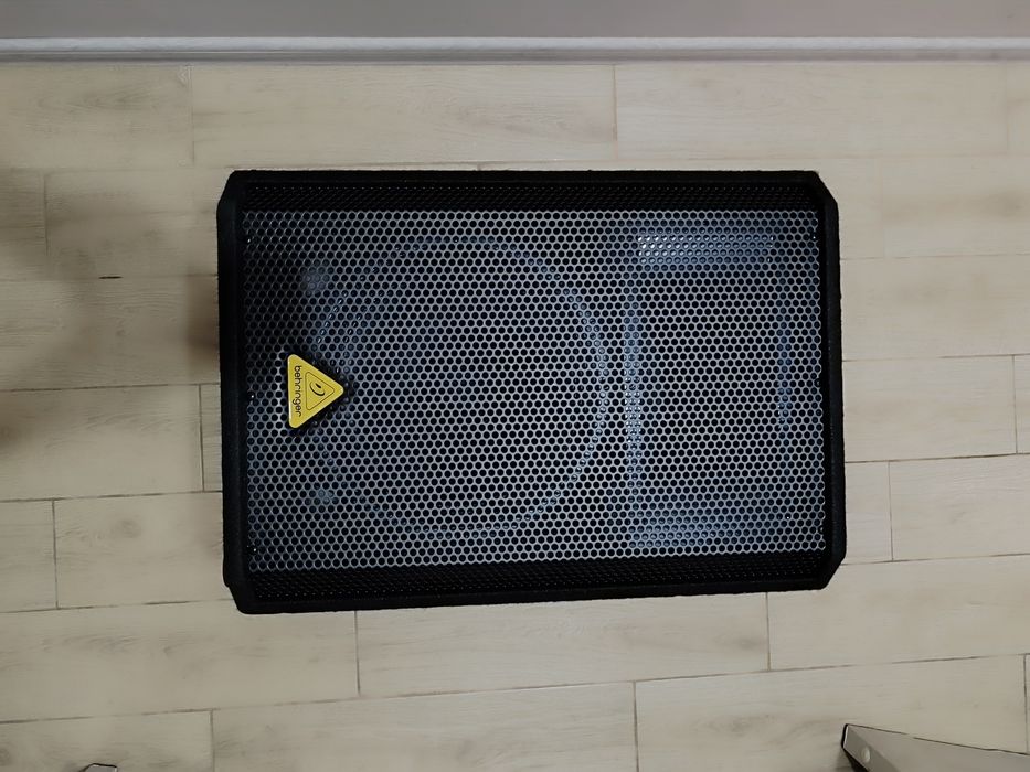 Колонки behringer