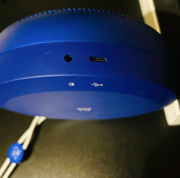 Колонка Bang & Olufsen BeoPlay A1 Late Night Blue