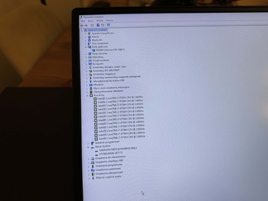 Lenovo Legion Y540-17IRH | i7-9750H | GTX 1660 Ti | 32 GB RAM | 17,3”