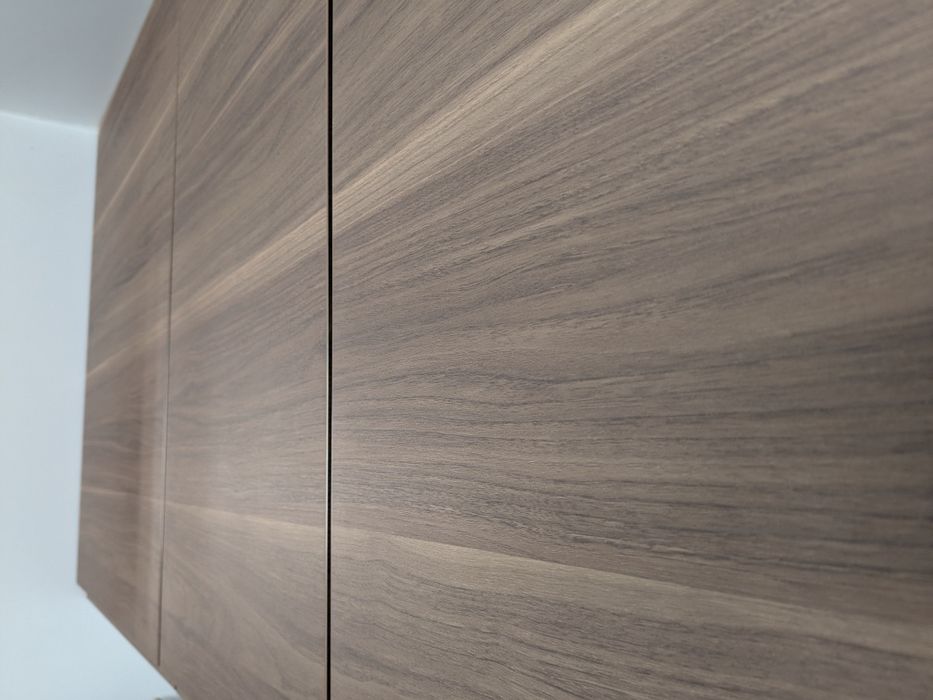 4 portas Voxtorp efeito nogueira