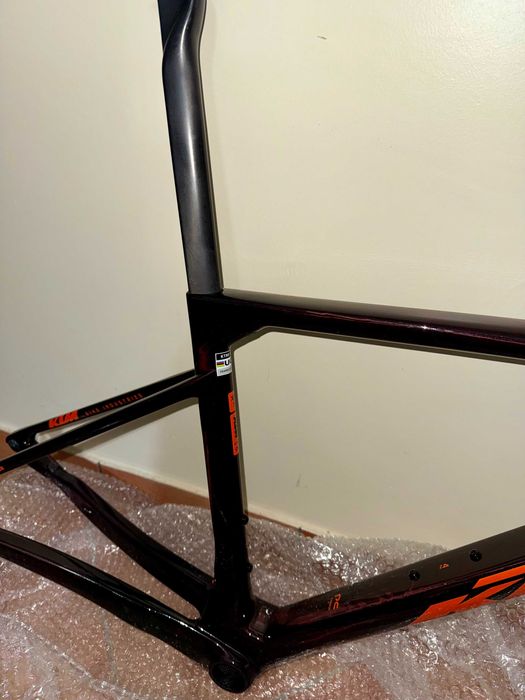 Quadro KTM Revelator Alto Master 2025 T49 XS Novo