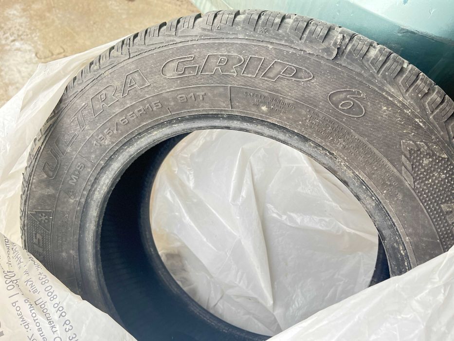 Продам зимові шини Goodyear Ultra Grip 195/65 R15. 4шт. 6+мм