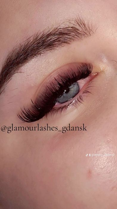 Przedłużanie rzęs, Mega Volume,Volume