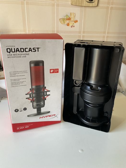 Microfone hyperx quadcast