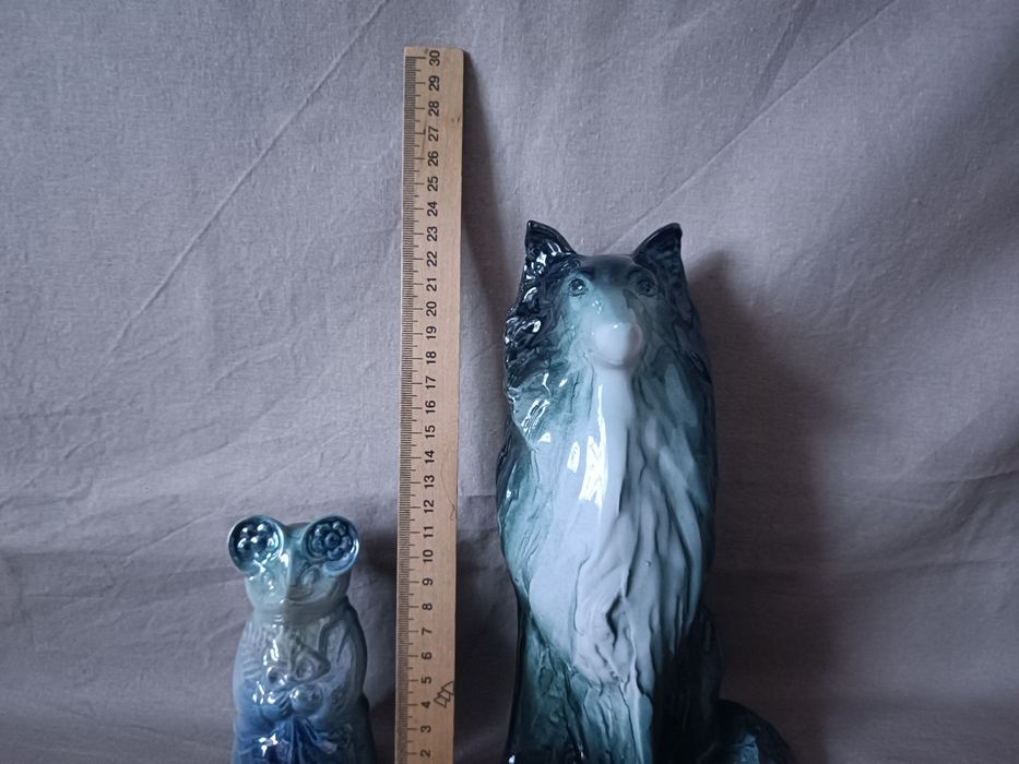 Статуэтка фарфоровая