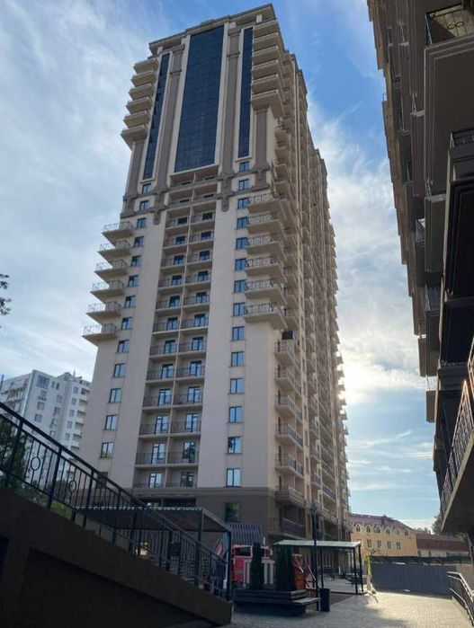 Продам сімейний паркінг у ЖК Акрополь-2