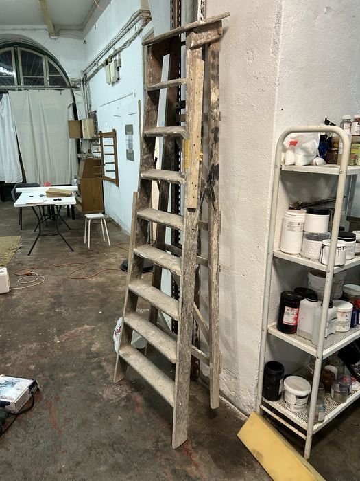 Escadote antigo funciona